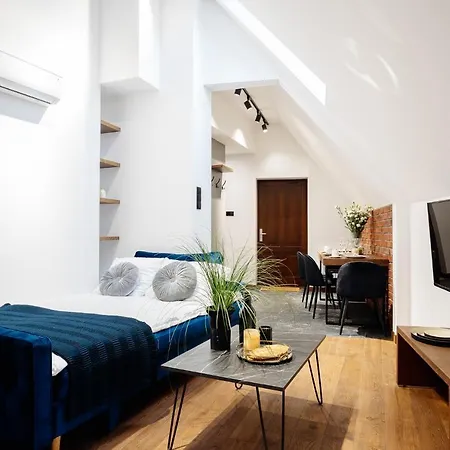 Main Square - Loftaffair Apartamento