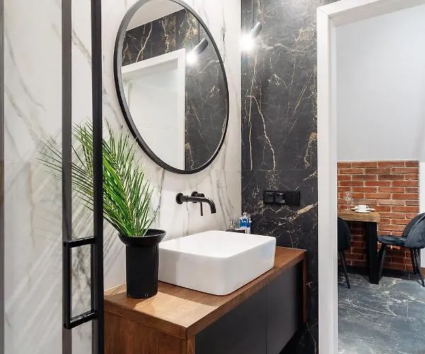 Main Square - Loftaffair Appartement