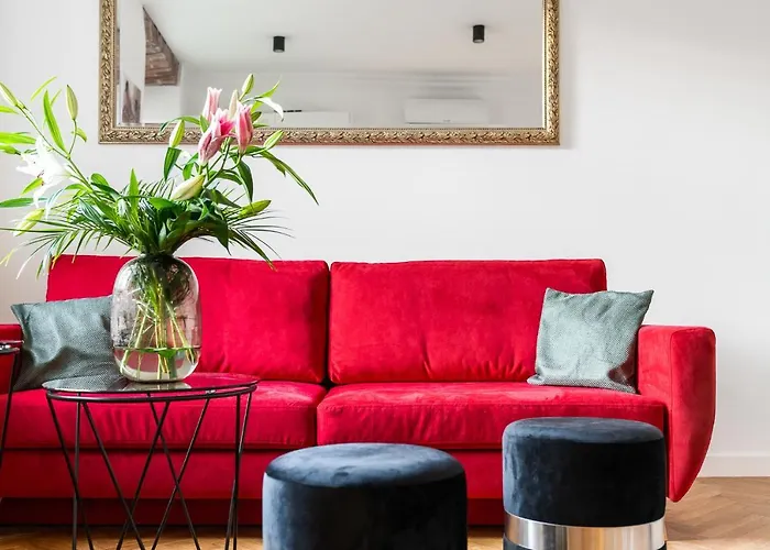 Main Square - Loftaffair *